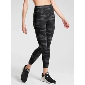 Athleta Women's Small Ultimate Camo Stash Pocket 7/8 Tights Leggings Black Gray